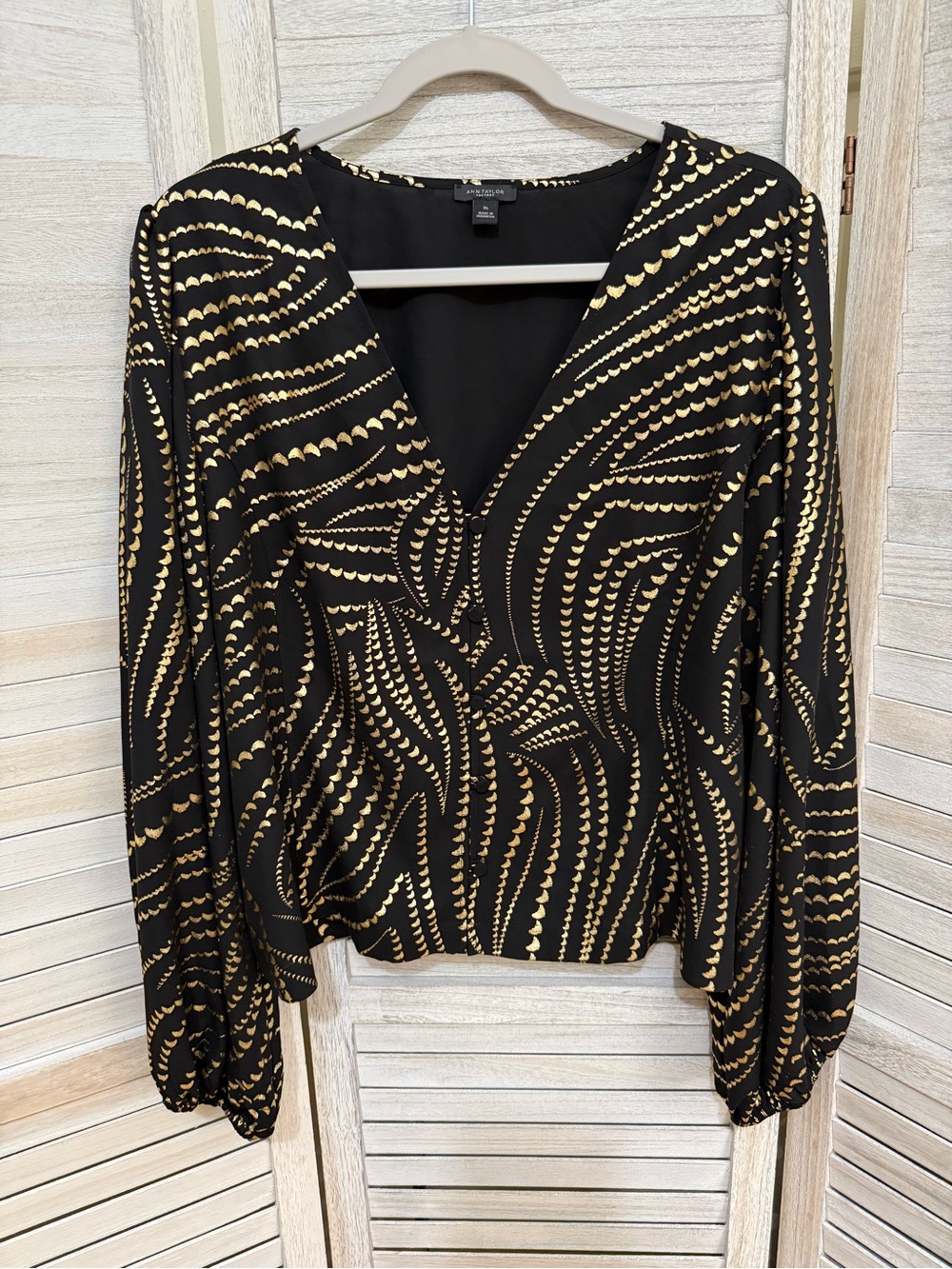 Ann Taylor Factory Black V-Neck Blouse with Gold Wave Print